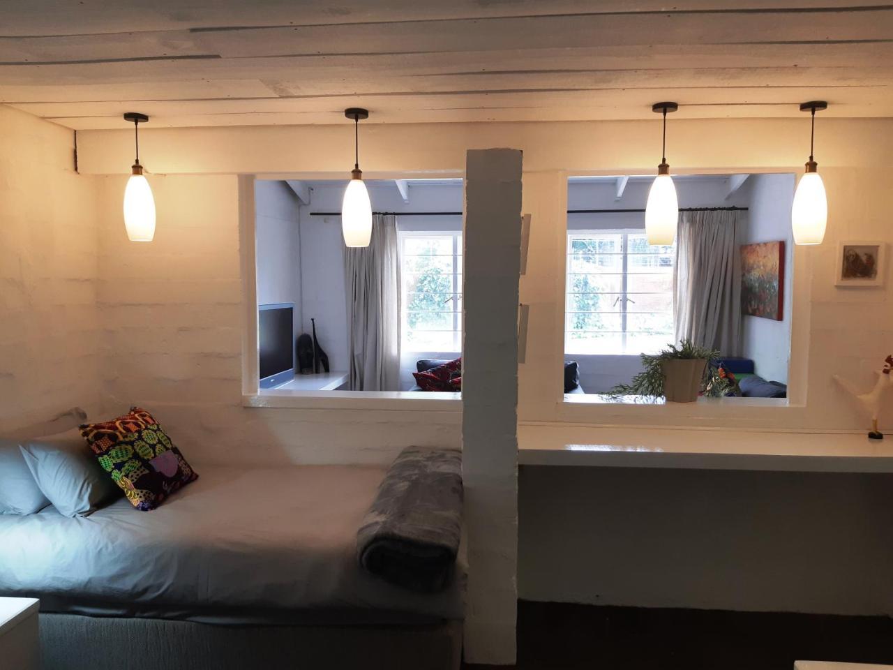 Hornbill House Self Catering Accommodation Hermanus Exterior foto